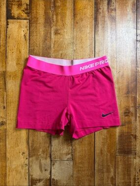 Nike Pro shorts medium Bright Pink Athletic Shorts activewear compression